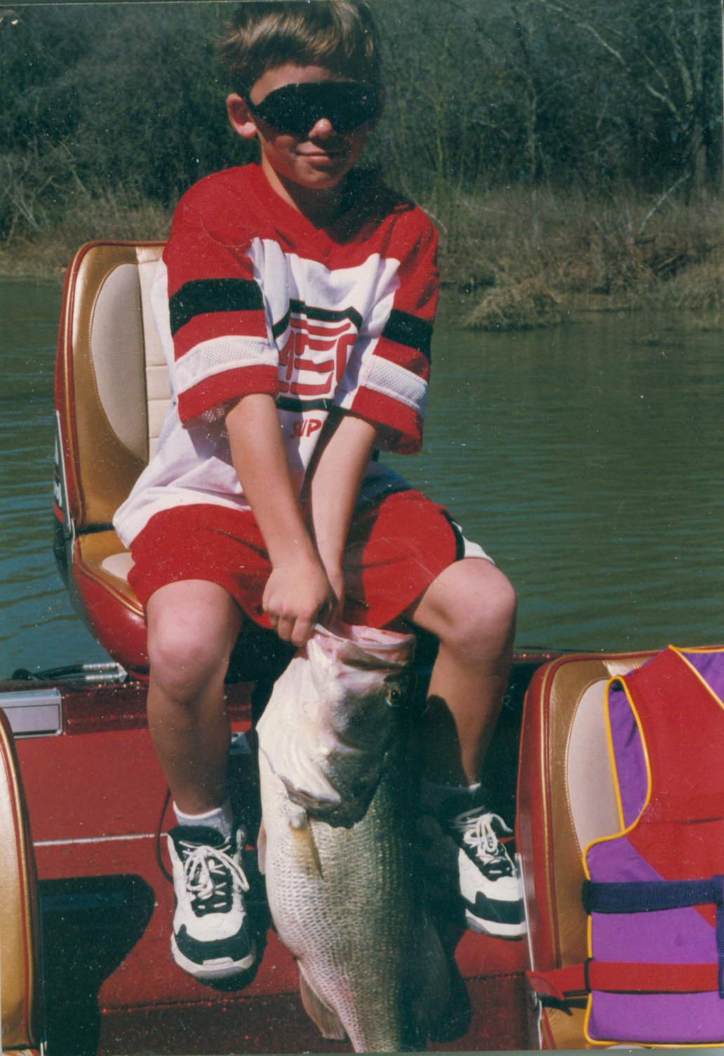 Matthew Rumbaugh of Cedar Hill Catches Trophy Bass from Joe Pool Reservoir completely by himself!